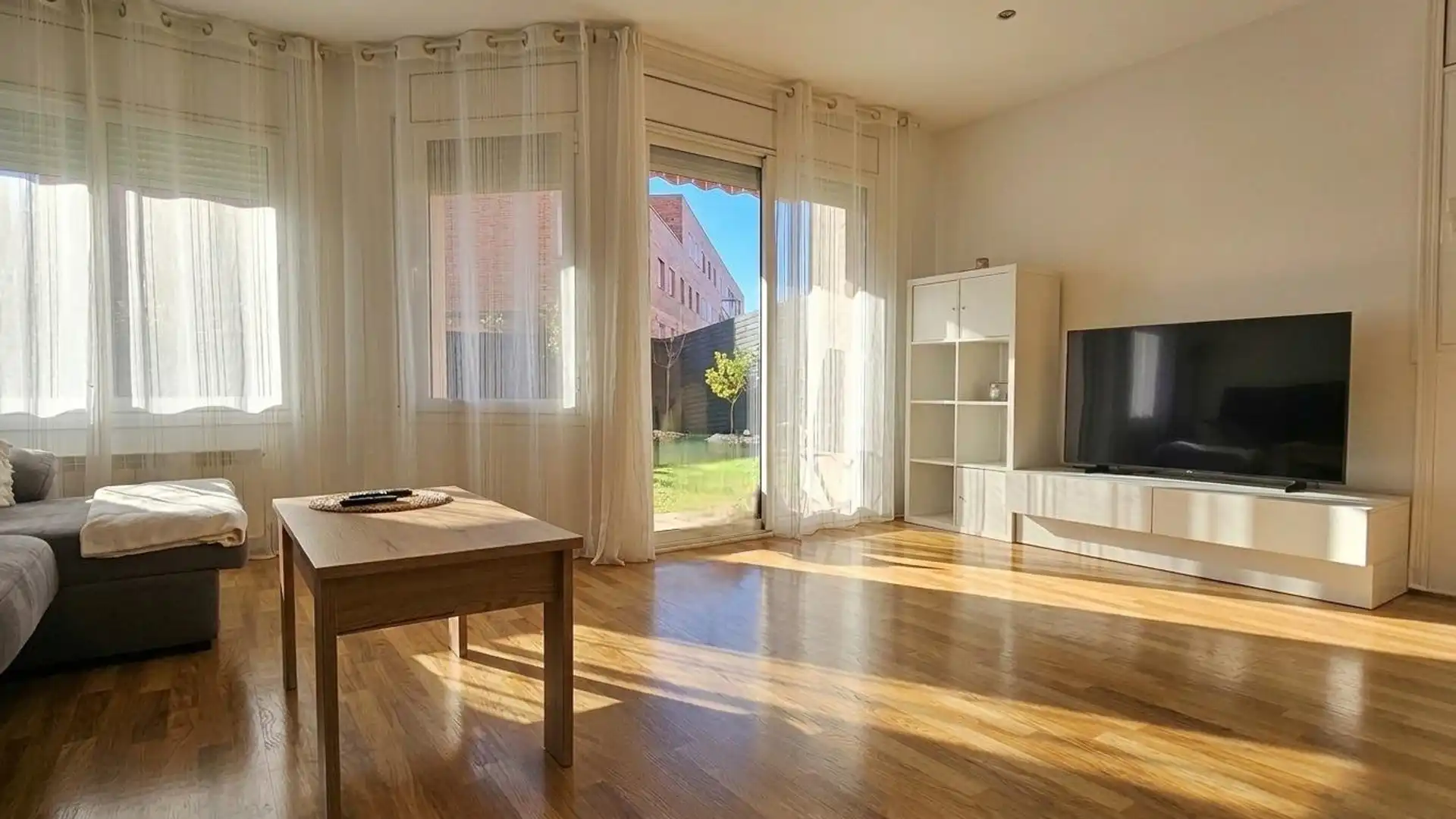 Vista exterior de Planta baja en venta en Sant Sadurní d'Anoia con Calefacción y Terraza