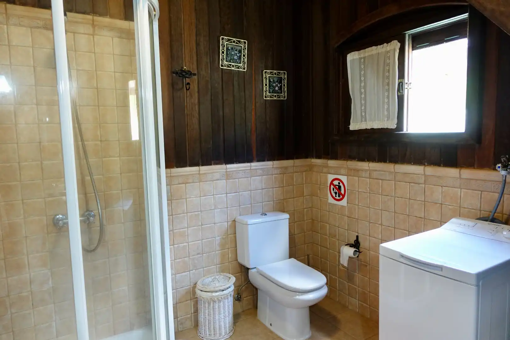 Baño de Casa o chalet en venta en Telde con Jardín privado, Terraza y Amueblado