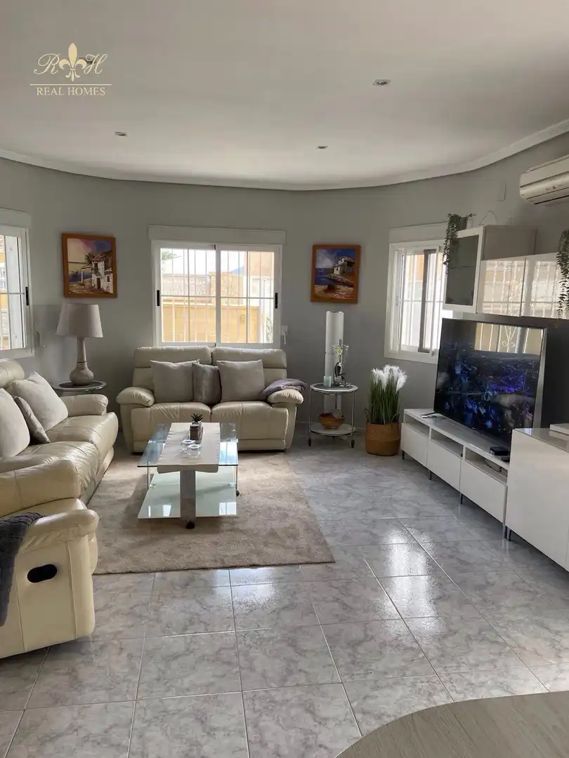 Living room of Detached homes for sale in L'Alfàs del Pi  with Air Conditioner, Heating and Swimming Pool