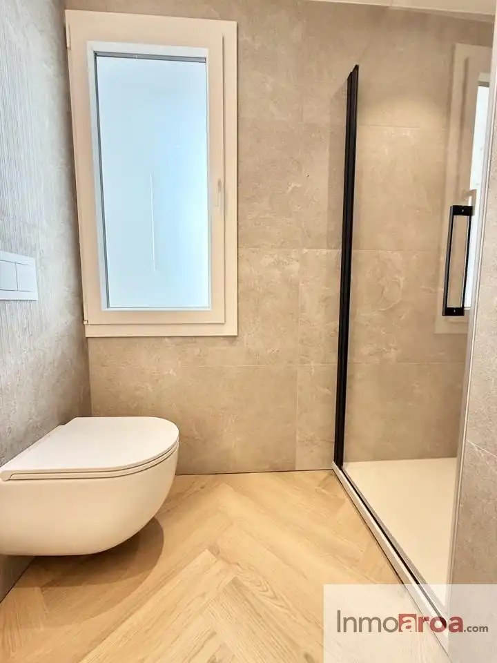 Wohnung zur Miete in Del Poeta Quintana, Sant Francesc