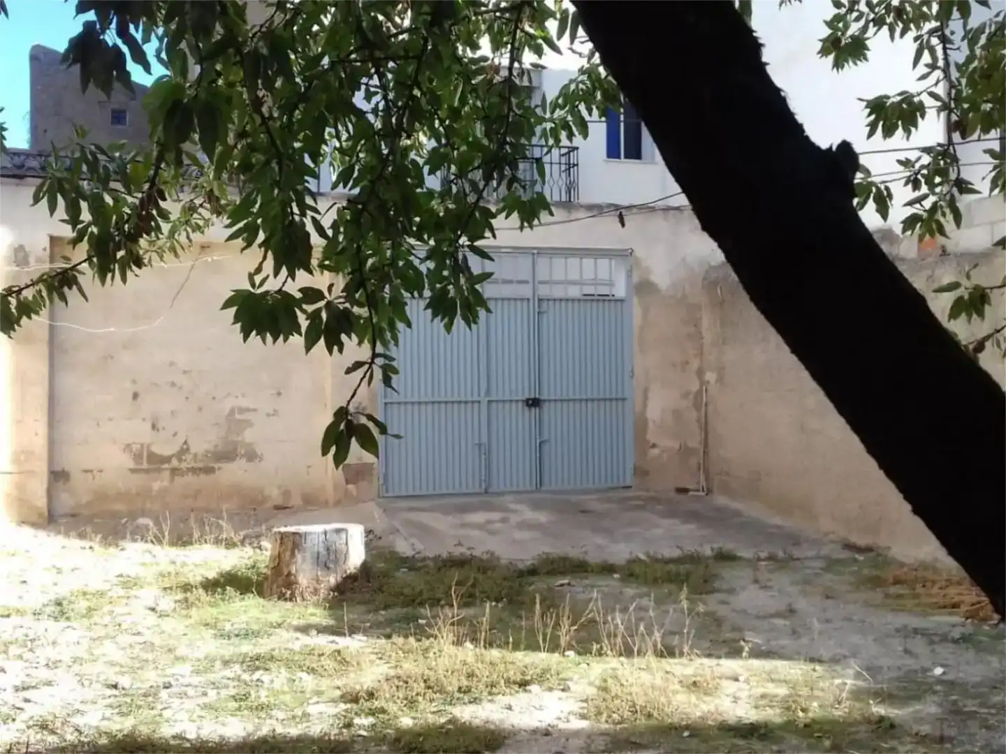 Vista exterior de Pis en venda en Huéscar amb Moblat i Balcó