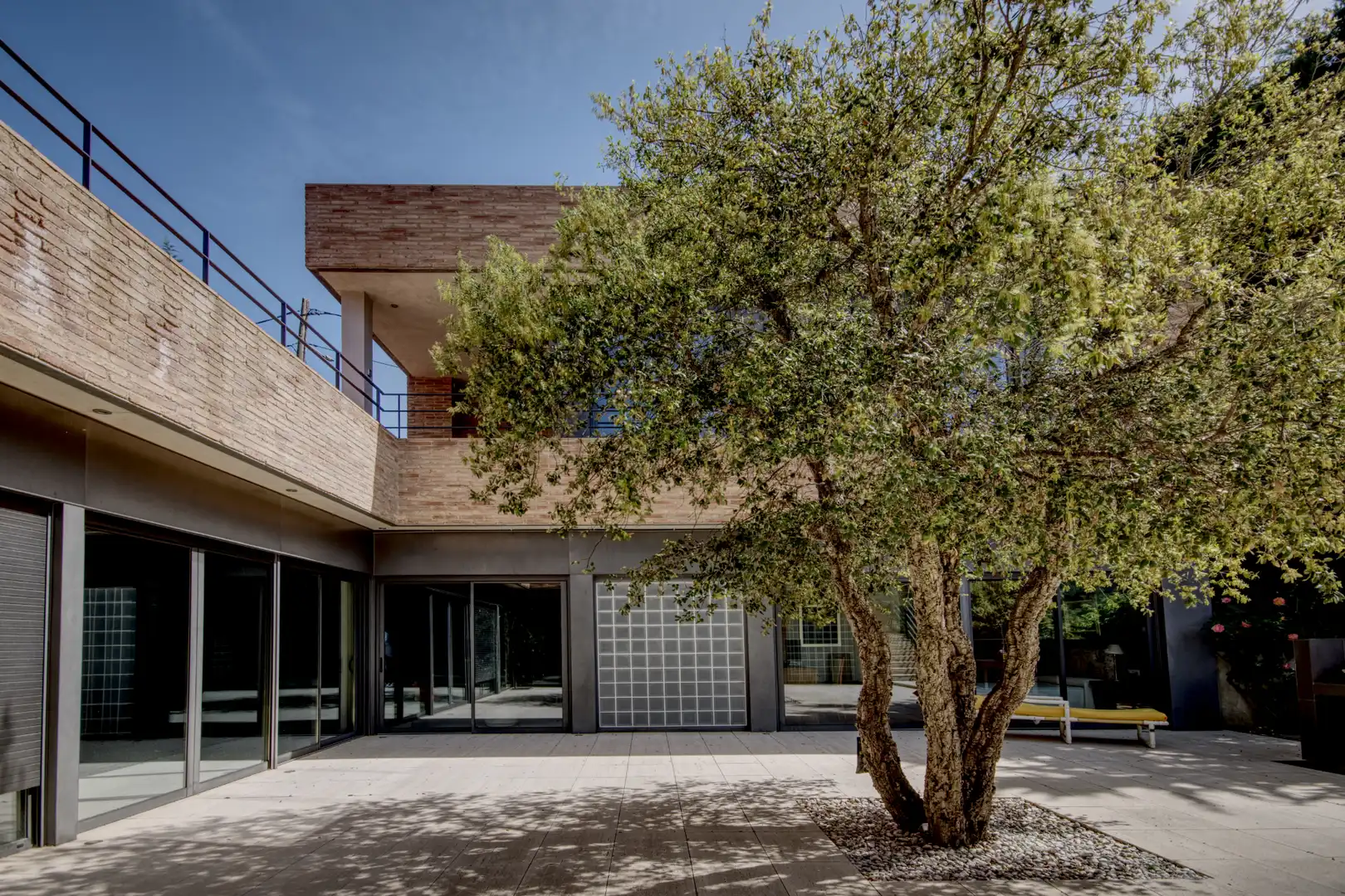 Außenansicht von Haus oder Chalet zum Verkauf in Sant Cugat del Vallès mit Klimaanlage, Heizung und Privatgarten