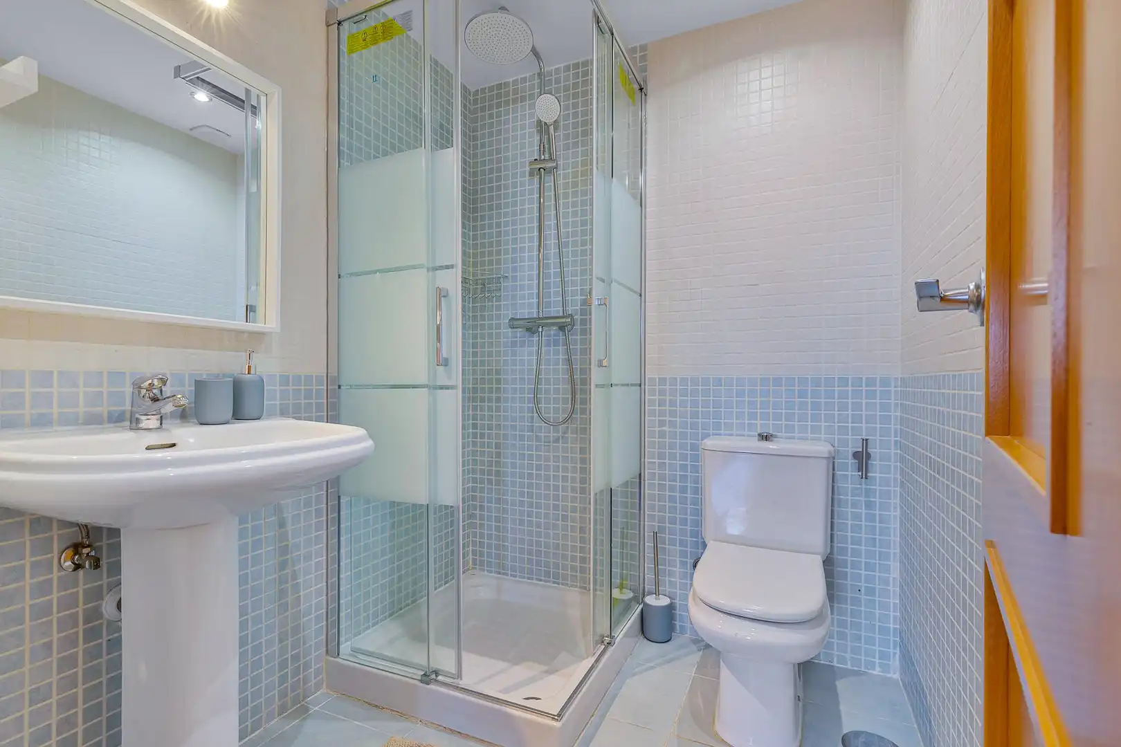 Baño de Ático en venta en Mijas con Aire acondicionado, Calefacción y Jardín privado