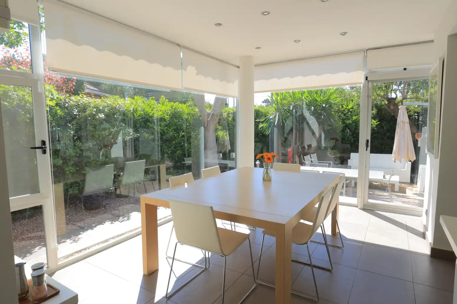 Menjador de Casa o xalet en venda en L'Eliana amb Aire condicionat, Jardí privat i Traster
