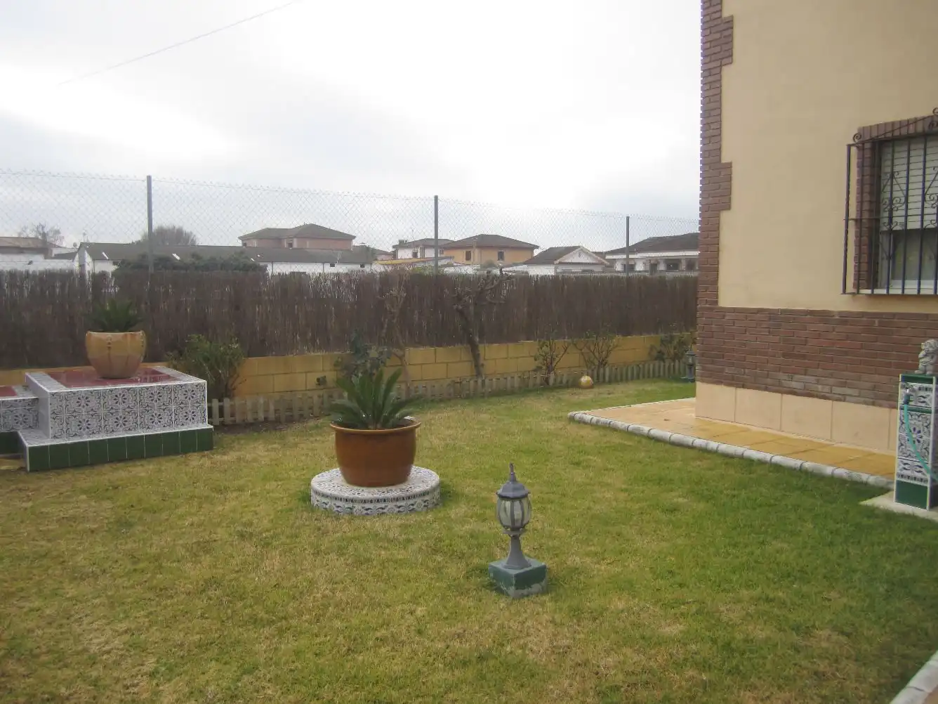 Casa con jardín en venta en Periurbano Oeste - Sierra, imagen 3