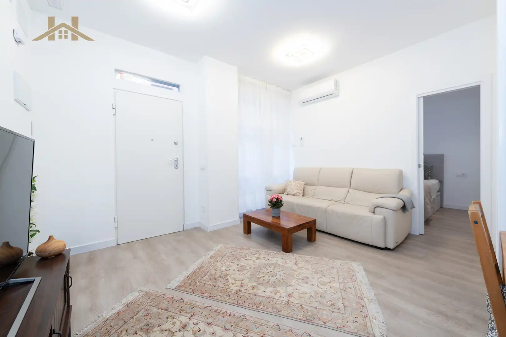 Living room of Study for sale in Alcobendas  with Air Conditioner, Heating and Furnished