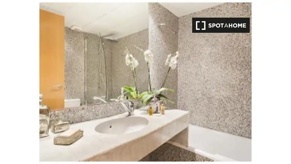 Flat with terrace to rent in Sarrià - Sant Gervasi, imagen 12