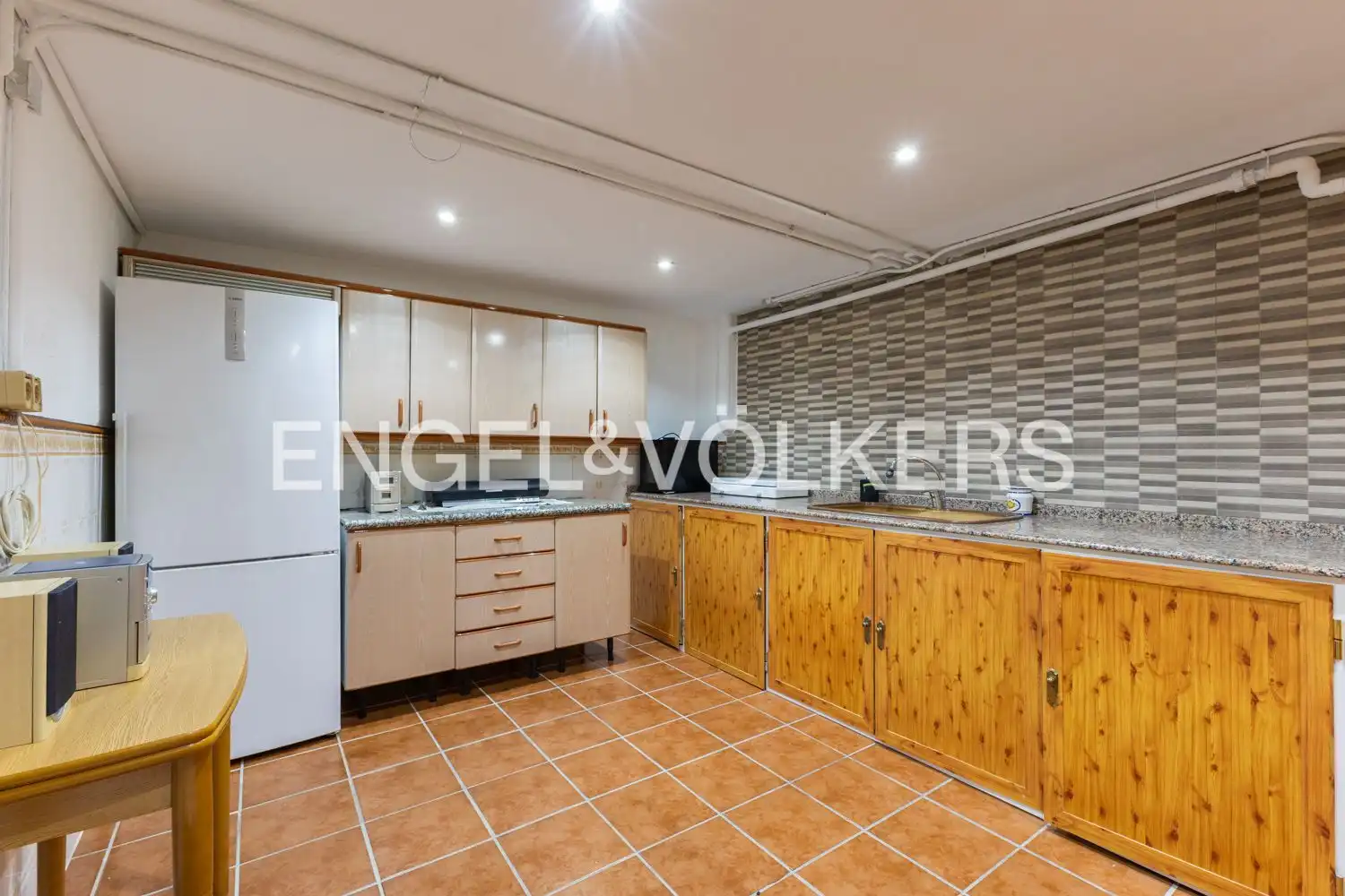 Houses for sale in L'Eliana  with Air Conditioner, Heating and Private garden