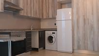 Cuina de Apartament de lloguer en  Madrid Capital amb Aire condicionat, Calefacció i Terrassa