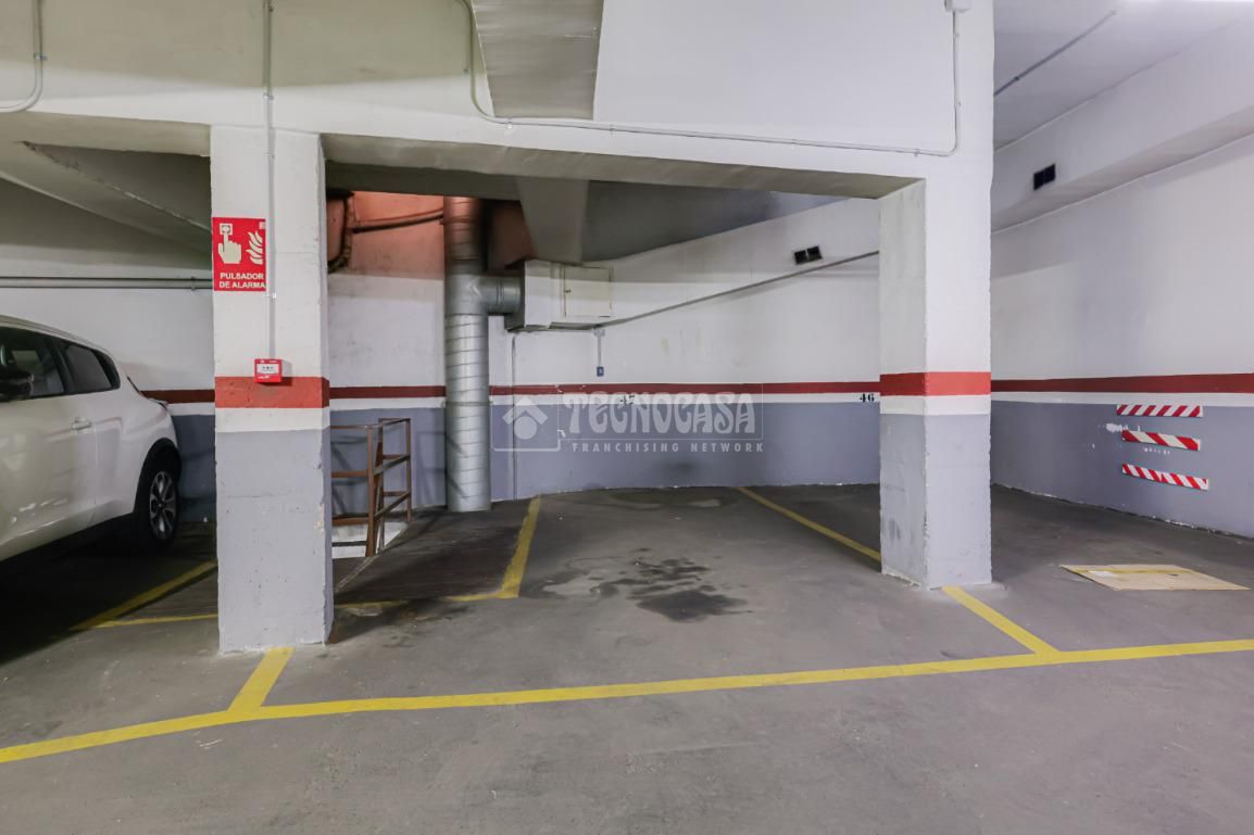 Parkplatz von Garage zum Verkauf in  Barcelona Capital