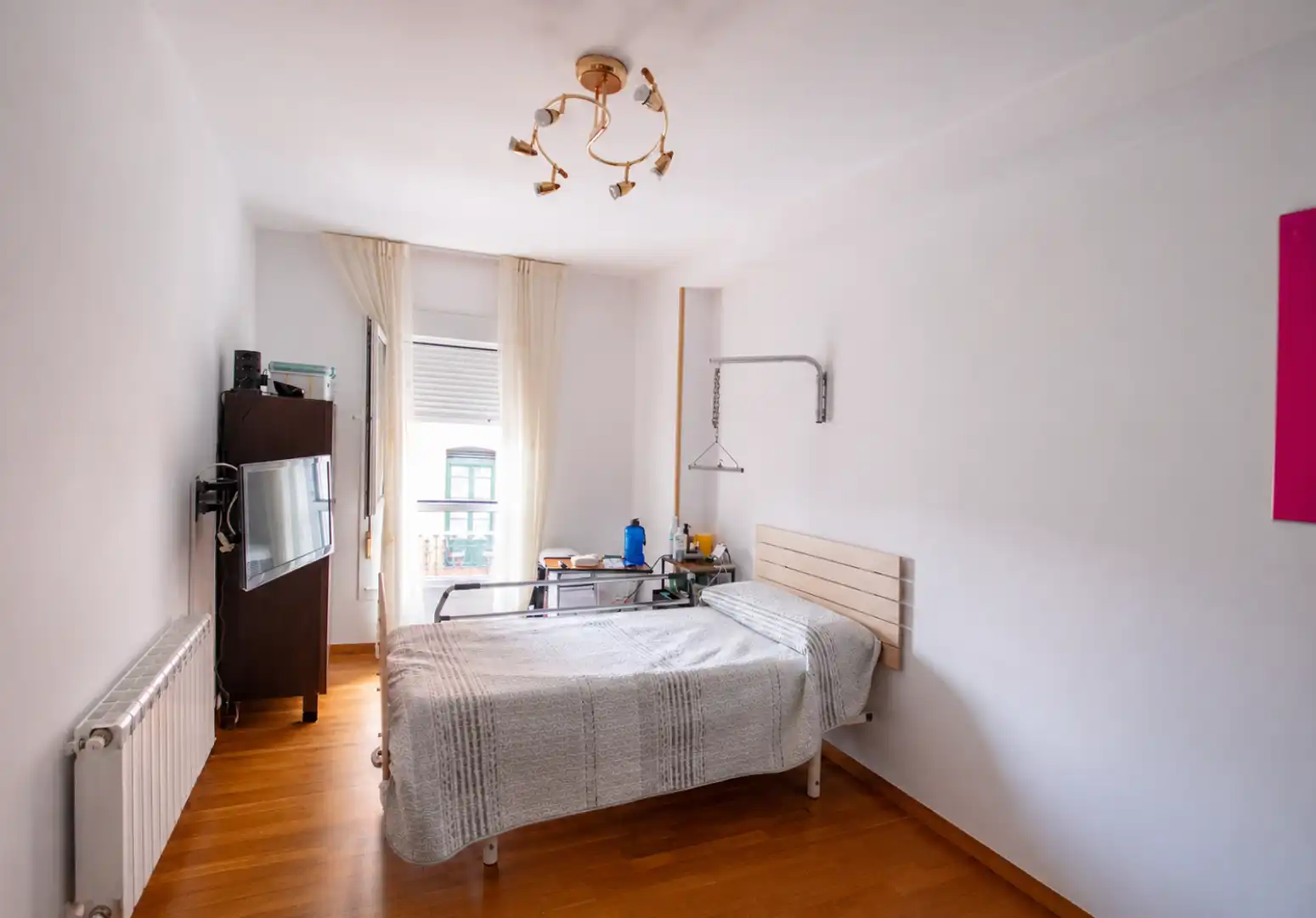 Habitación de Piso en venta en Ribadesella con Calefacción, Parquet y Trastero