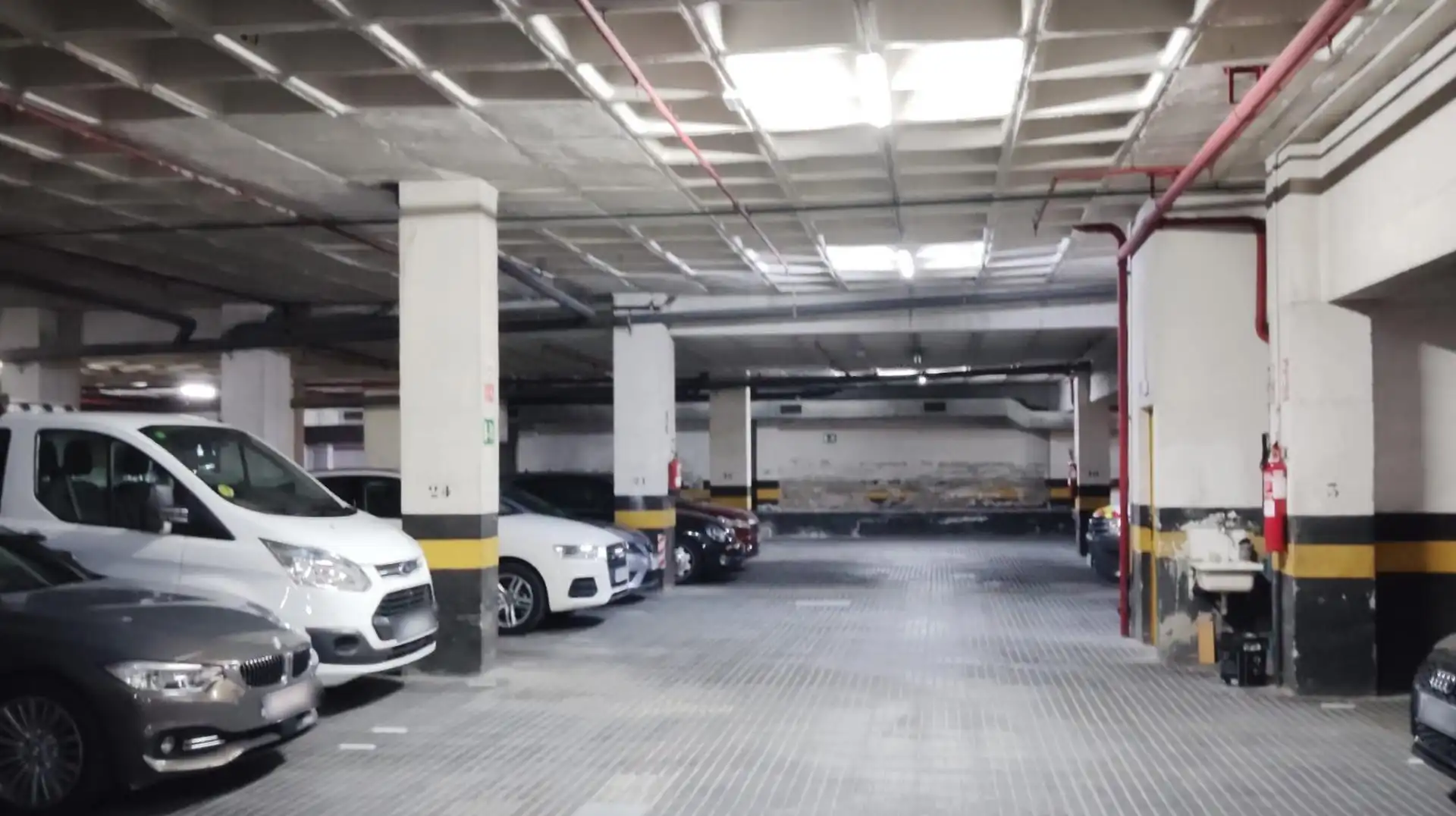 Garage zur Miete in CALLE ALMOGAVERS, 74, El Parc i la Llacuna del Poblenou