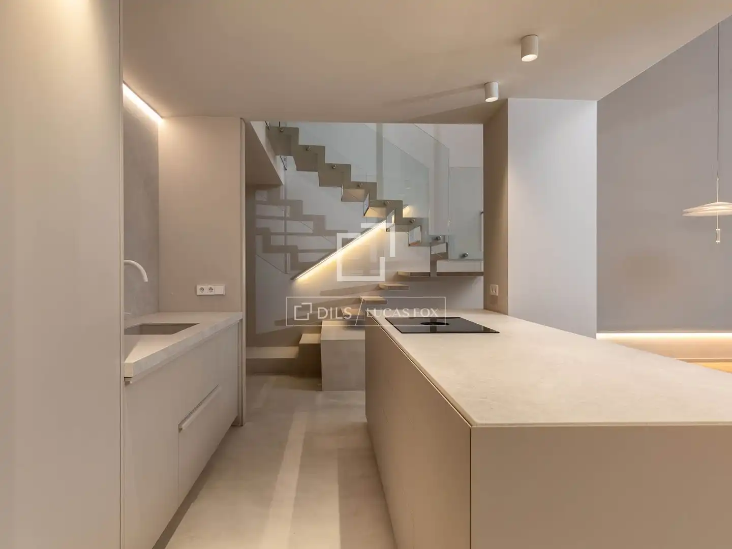 Penthouse with lift for sale in Centre - Barri Vell, imagen 50