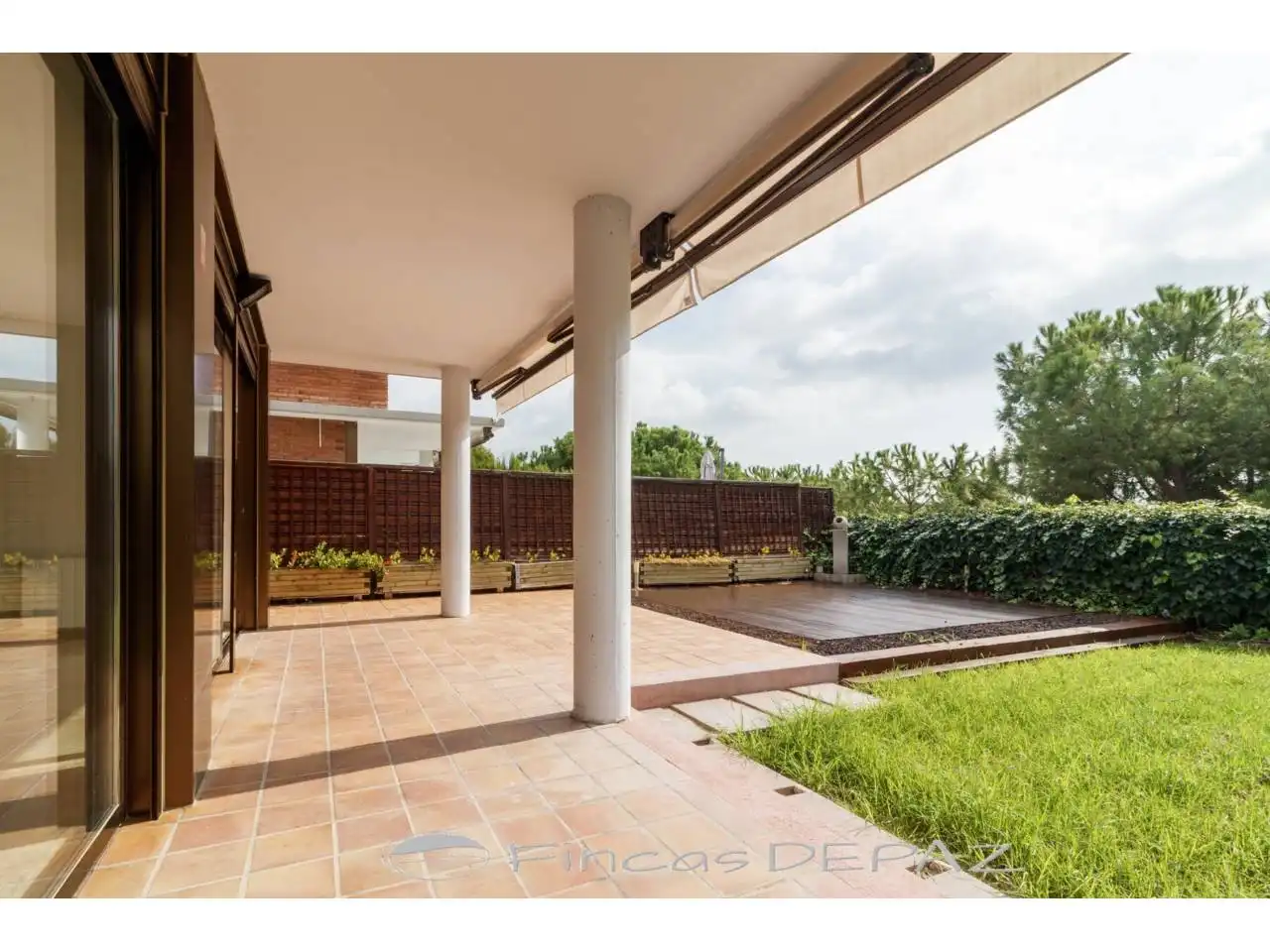 Terrace of Houses for rent in Can Roca