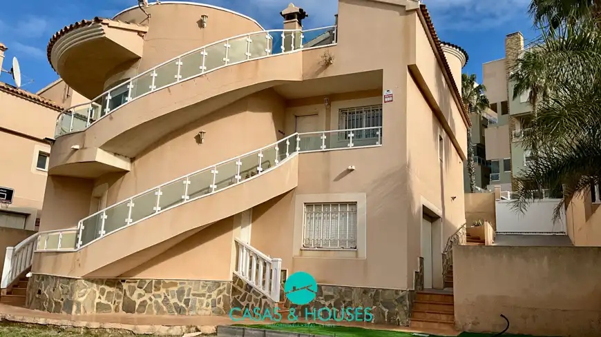 Vista exterior de Casa o chalet en venta en Cartagena con Jardín privado, Terraza y Balcón