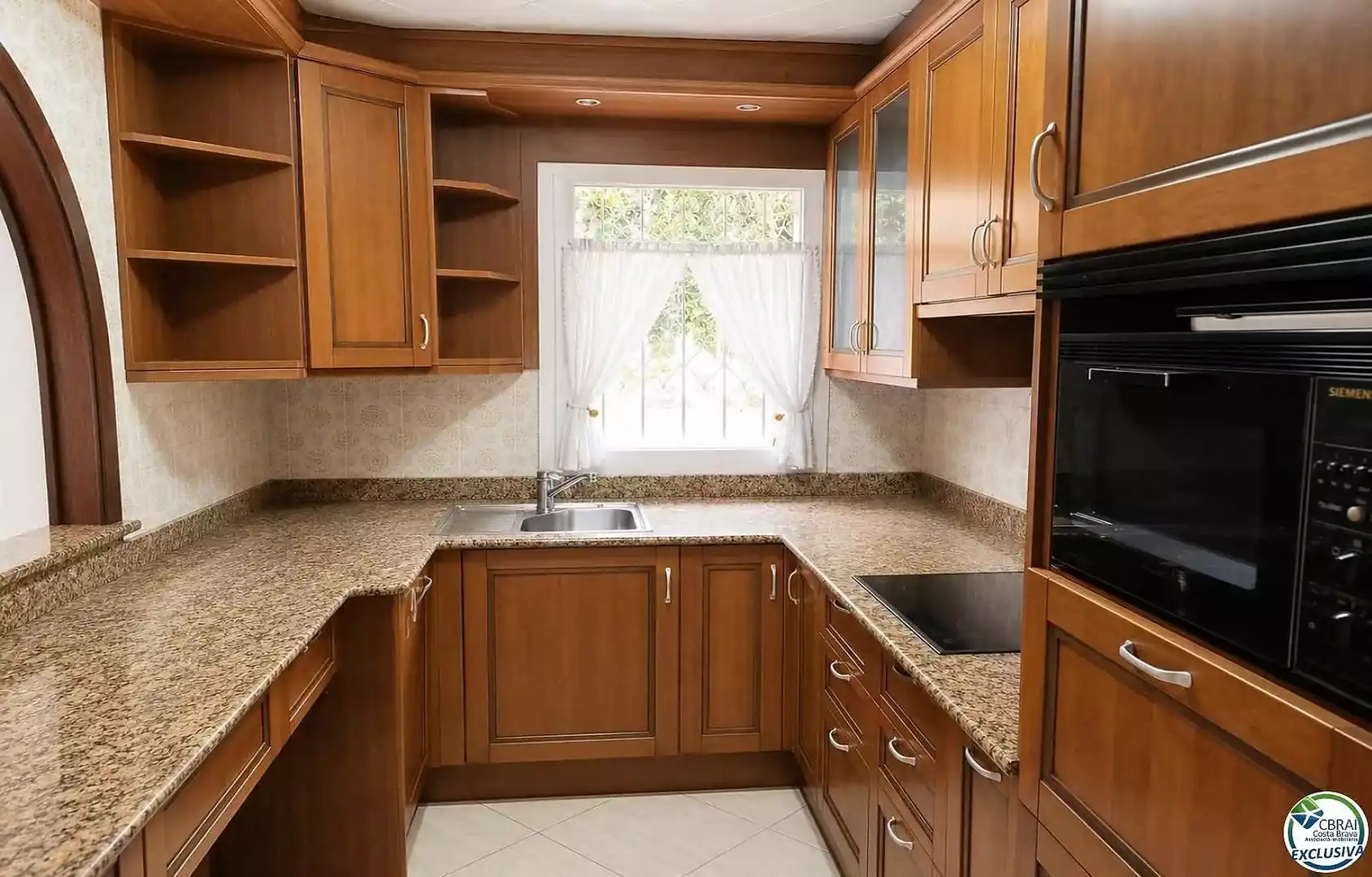 Cocina de Casa o chalet en venta en Empuriabrava con Aire acondicionado, Calefacción y Trastero