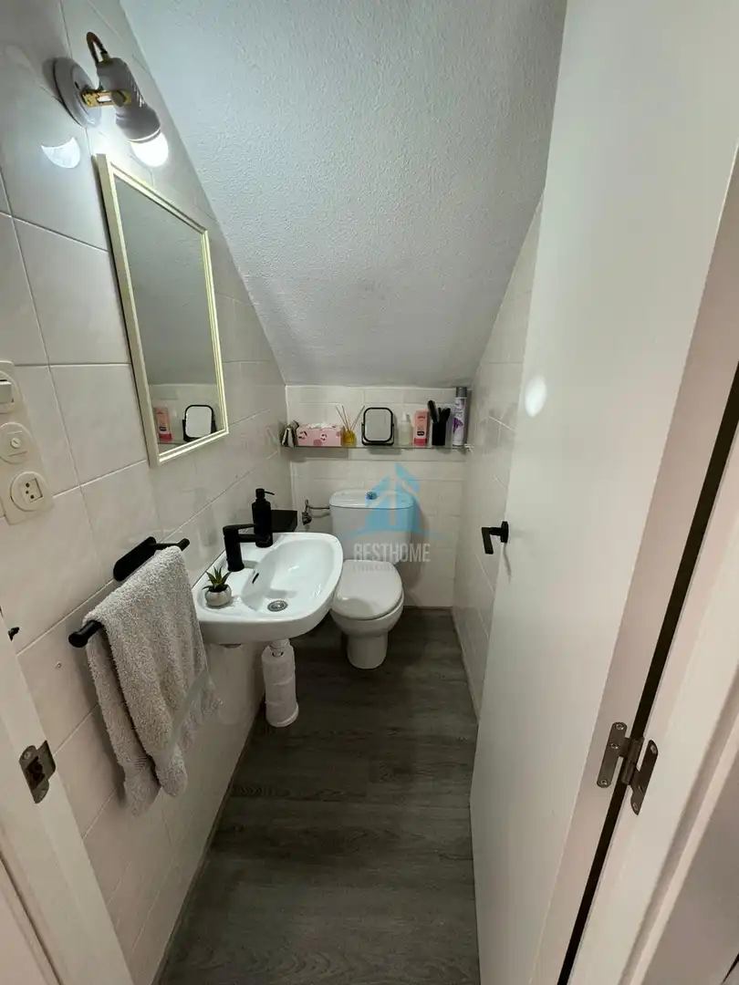 Bany de Casa o xalet en venda en Tavernes de la Valldigna amb Aire condicionat, Terrassa i Piscina comunitària