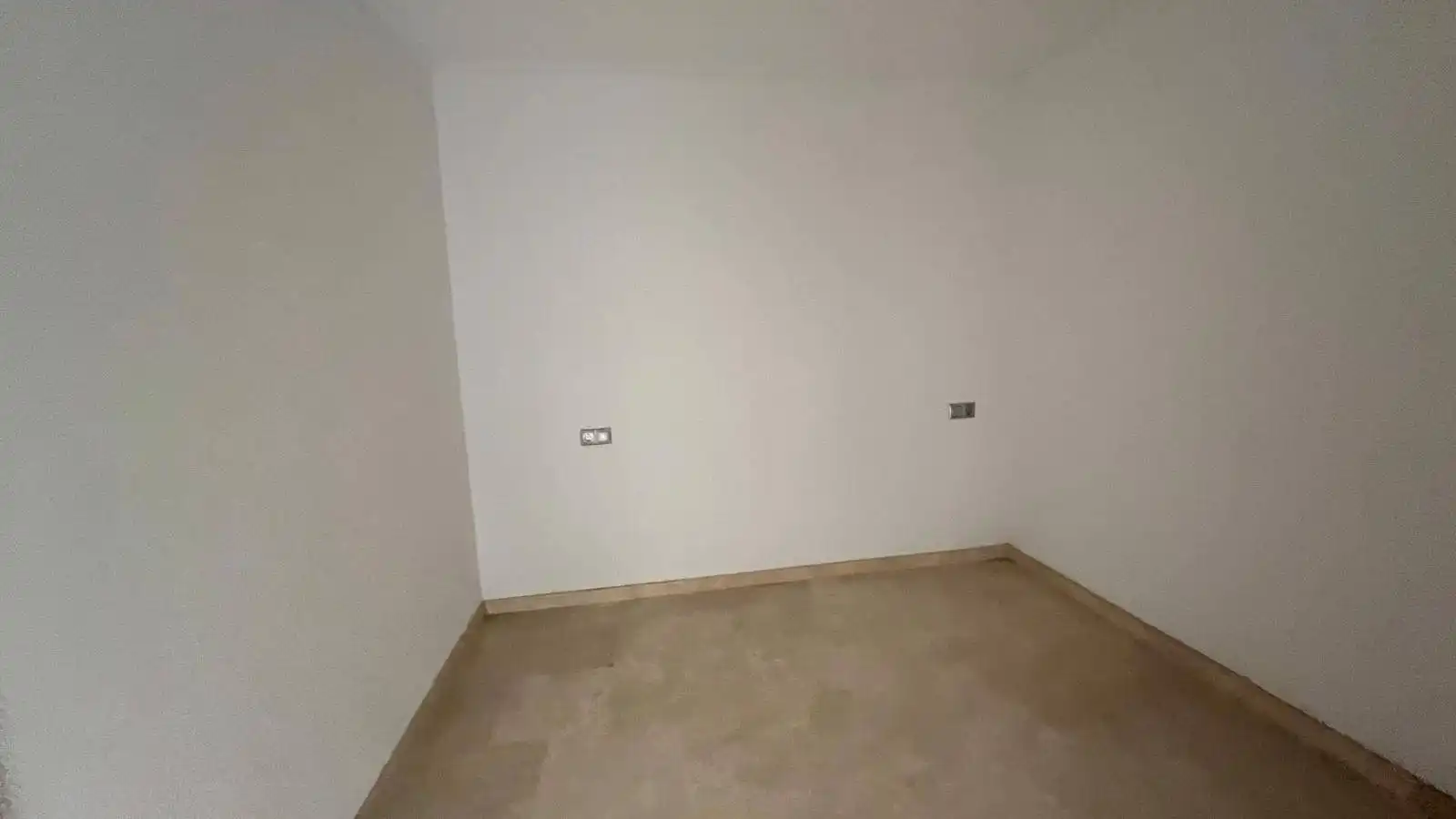 Piso en venta en Elche / Elx con Balcón