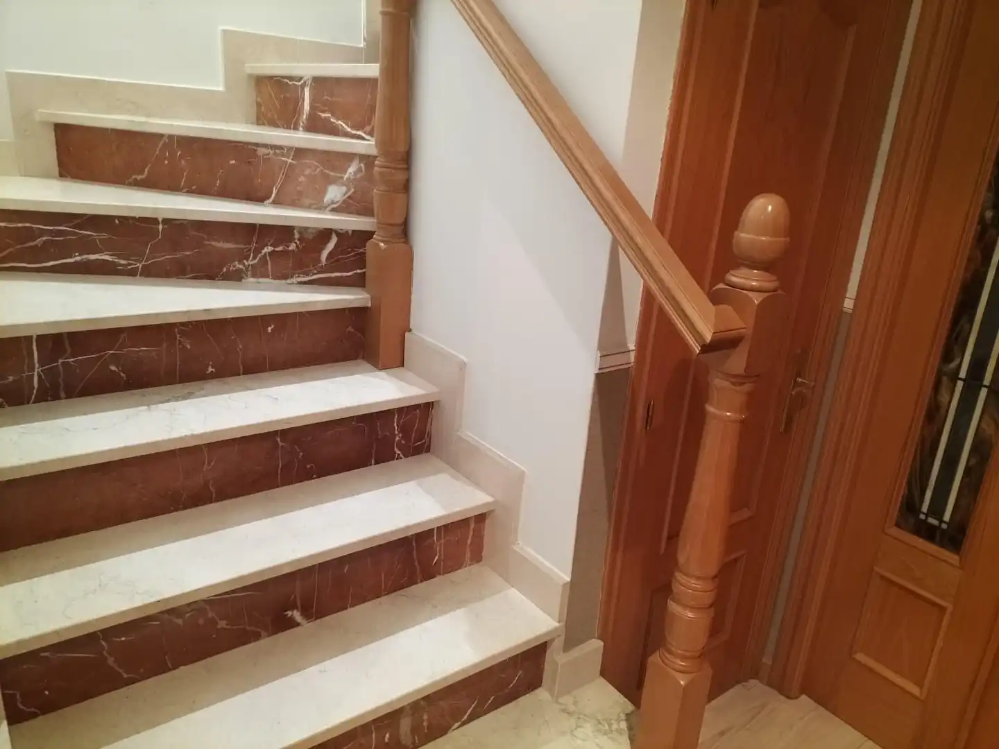Casa adosada en venta en Grijota con Calefacción, Jardín privado y Terraza