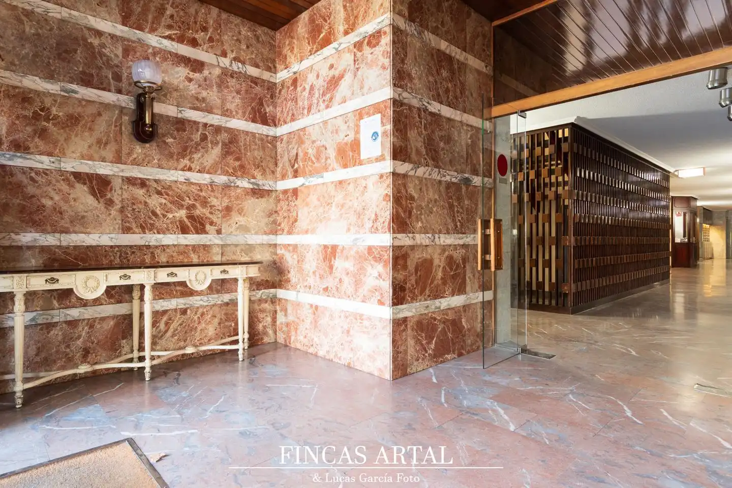 Flat for sale in De Cesáreo Alierta, La Granja