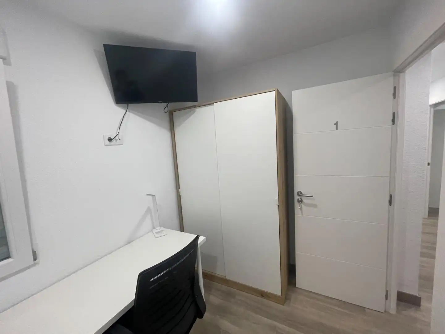 Bedroom of Flat for share in Cartagena  with Air Conditioner, Heating and Furnished