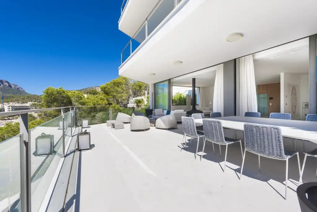 Houses for sale in Es Camp de Mar