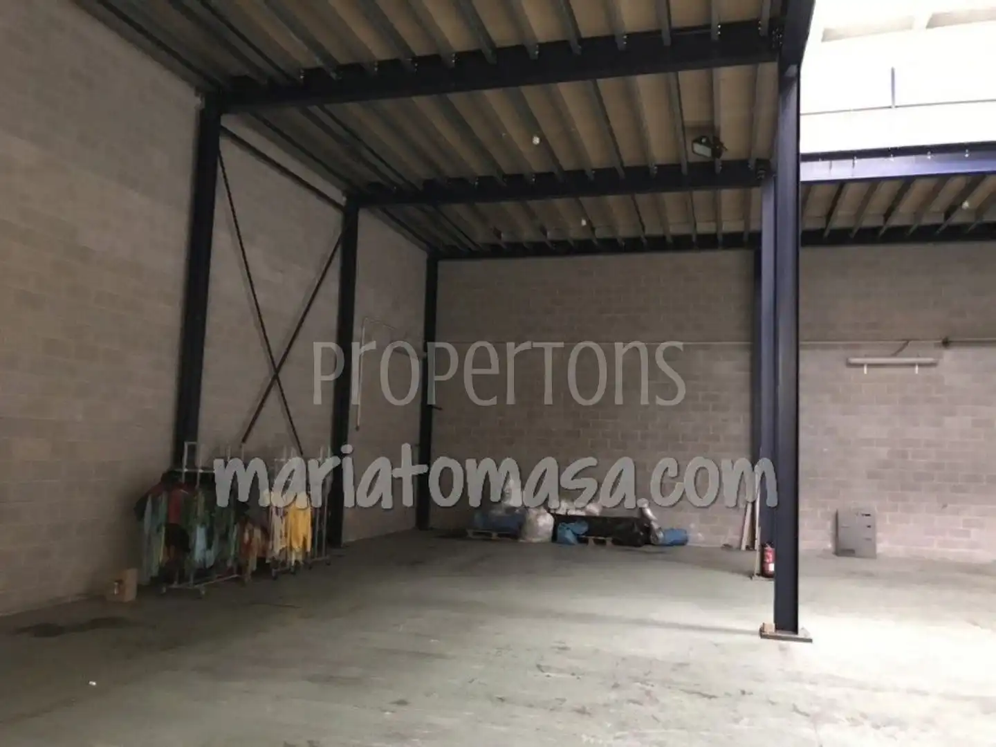 Industrial building for sale in San Miguel