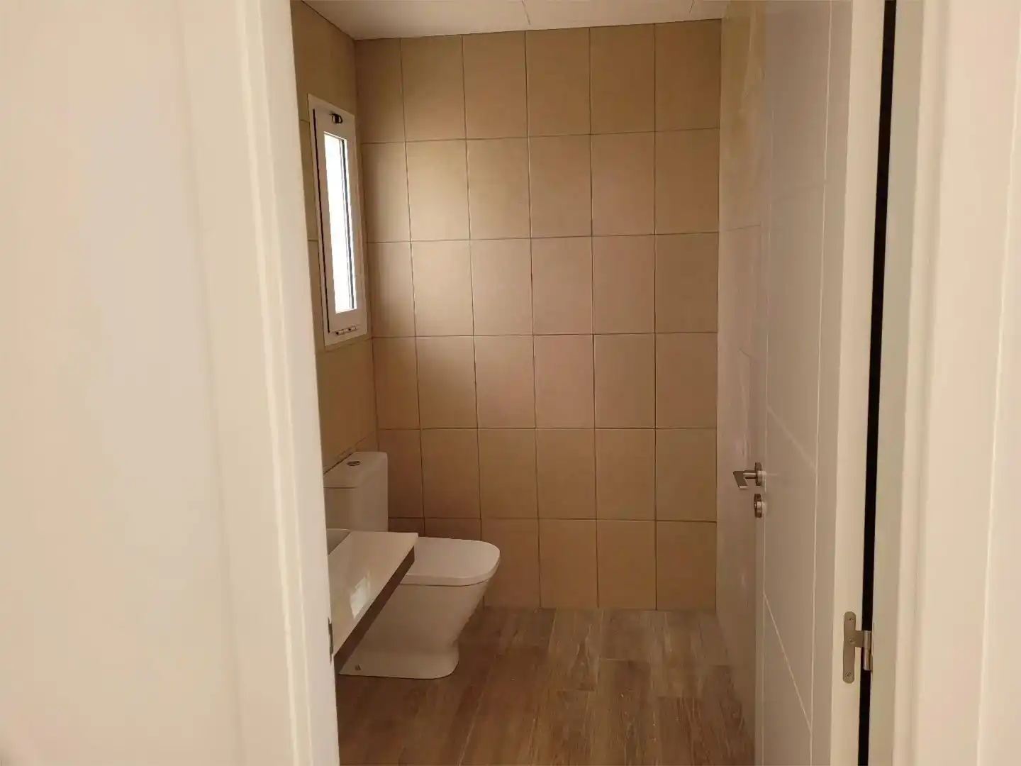 Badezimmer von Geschaftsraum zur Miete in Costa Teguise
