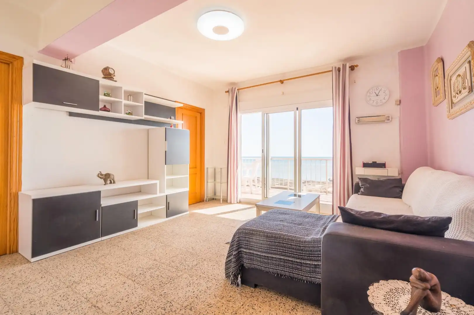 Dormitori de Apartament en venda en Sueca amb Terrassa