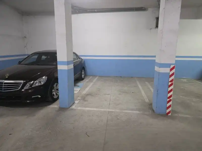 Parkplatz von Maisonette zum Verkauf in Jaraíz de la Vera mit Privatgarten und Terrasse