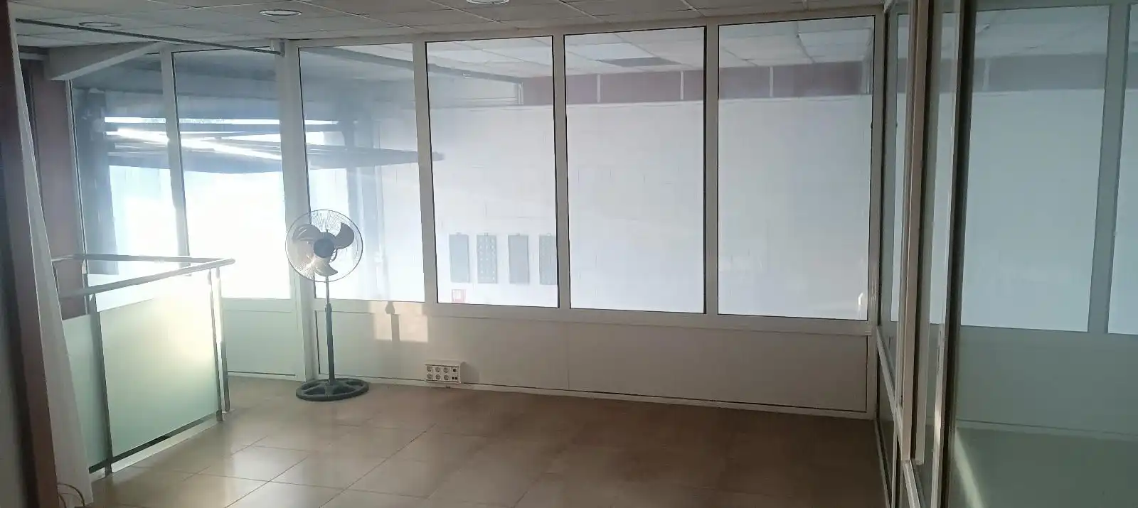 Oficina de alquiler en Lliçà de Vall con Aire acondicionado