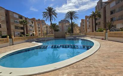 Piscina de Apartament en venda en La Manga del Mar Menor amb Aire condicionat, Piscina i Piscina comunitària