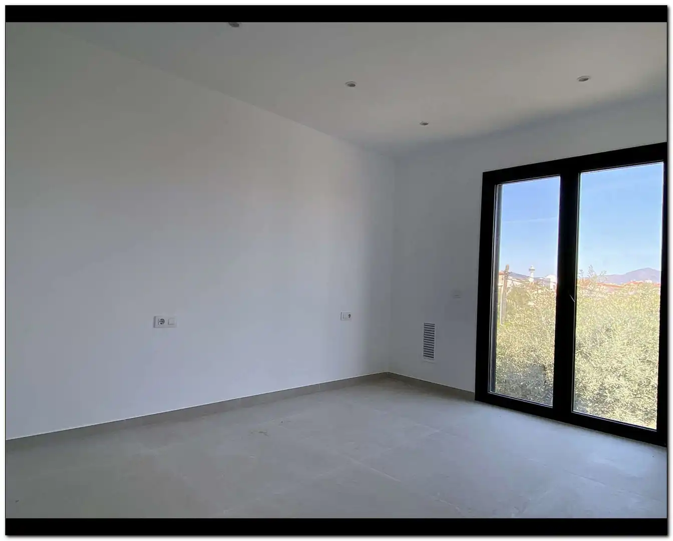 House with pool for sale in Requesens, imagen 13