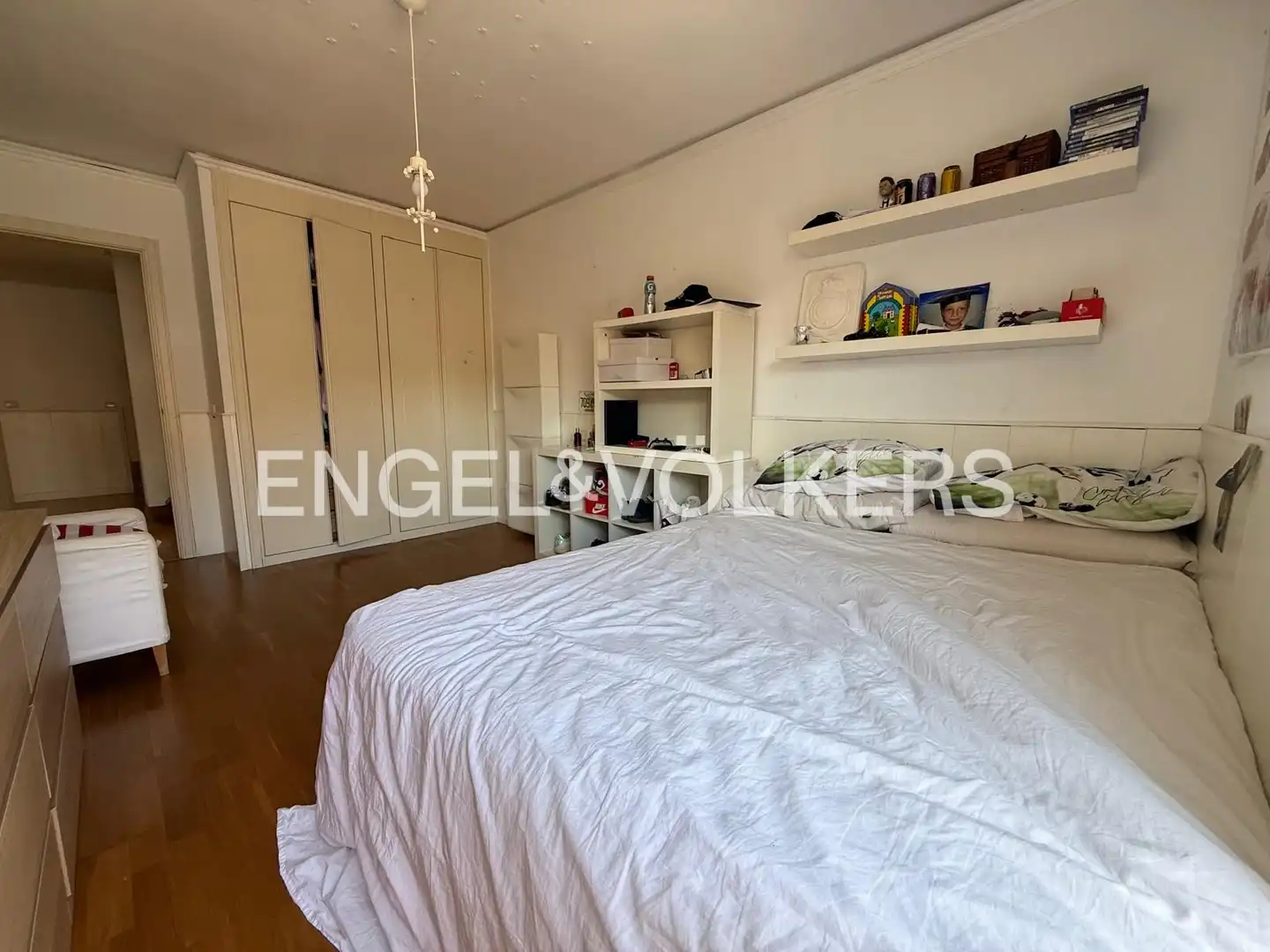 Habitación de Casa adosada en venta en Rivas-Vaciamadrid con Aire acondicionado, Calefacción y Jardín privado