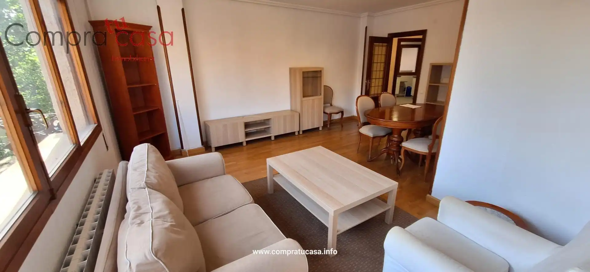 Sala d'estar de Pis de lloguer en Segovia amb Calefacció, Terrassa i Moblat