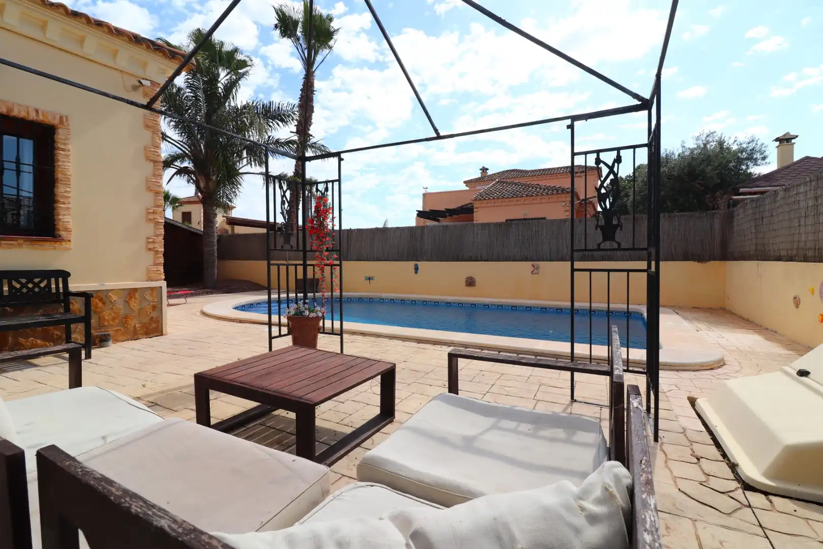 Piscina de Casa o xalet en venda en Daya Vieja amb Terrassa i Traster