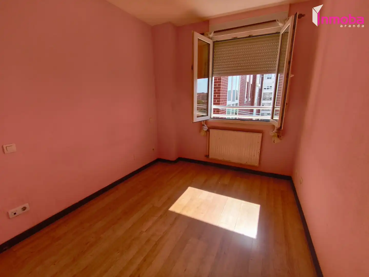 Bedroom of Flat for sale in Aranda de Duero  with Heating and Oven