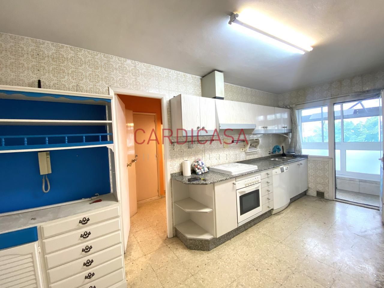 Kitchen of Flat for sale in Vigo   with Heating, Parquet flooring and Terrace