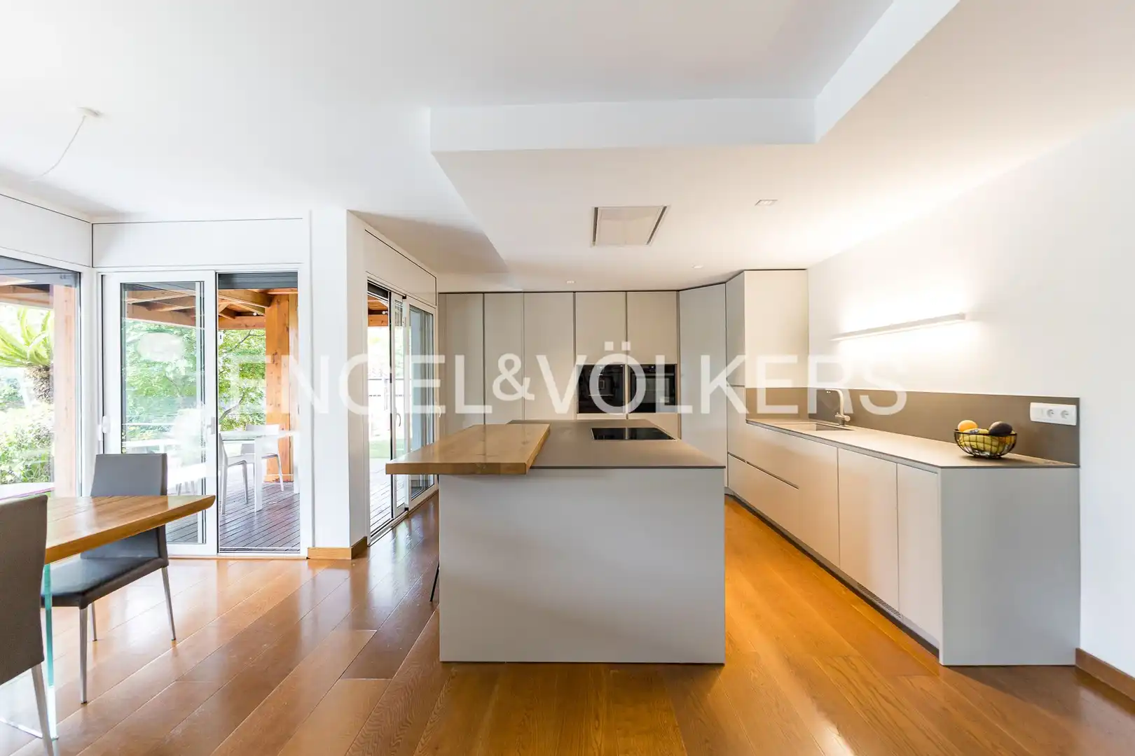 Kitchen of Country homes for sale in Vilanova i la Geltrú  with Air Conditioner, Heating and Private garden