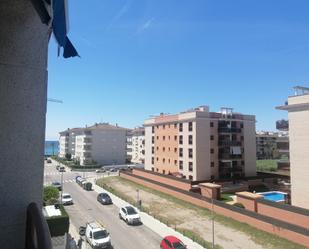 Vista exterior de Apartament de lloguer en Calafell amb Aire condicionat i Balcó