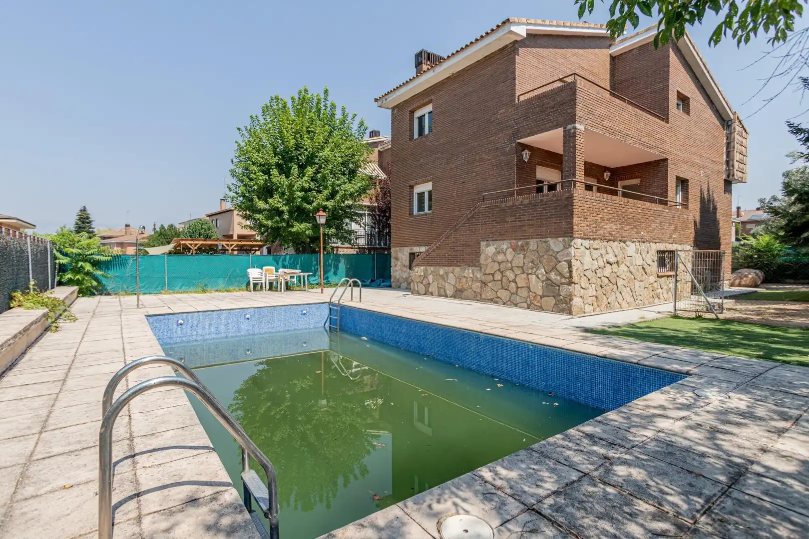 Piscina de Casa o chalet en venta en Colmenar Viejo con Calefacción, Jardín privado y Terraza