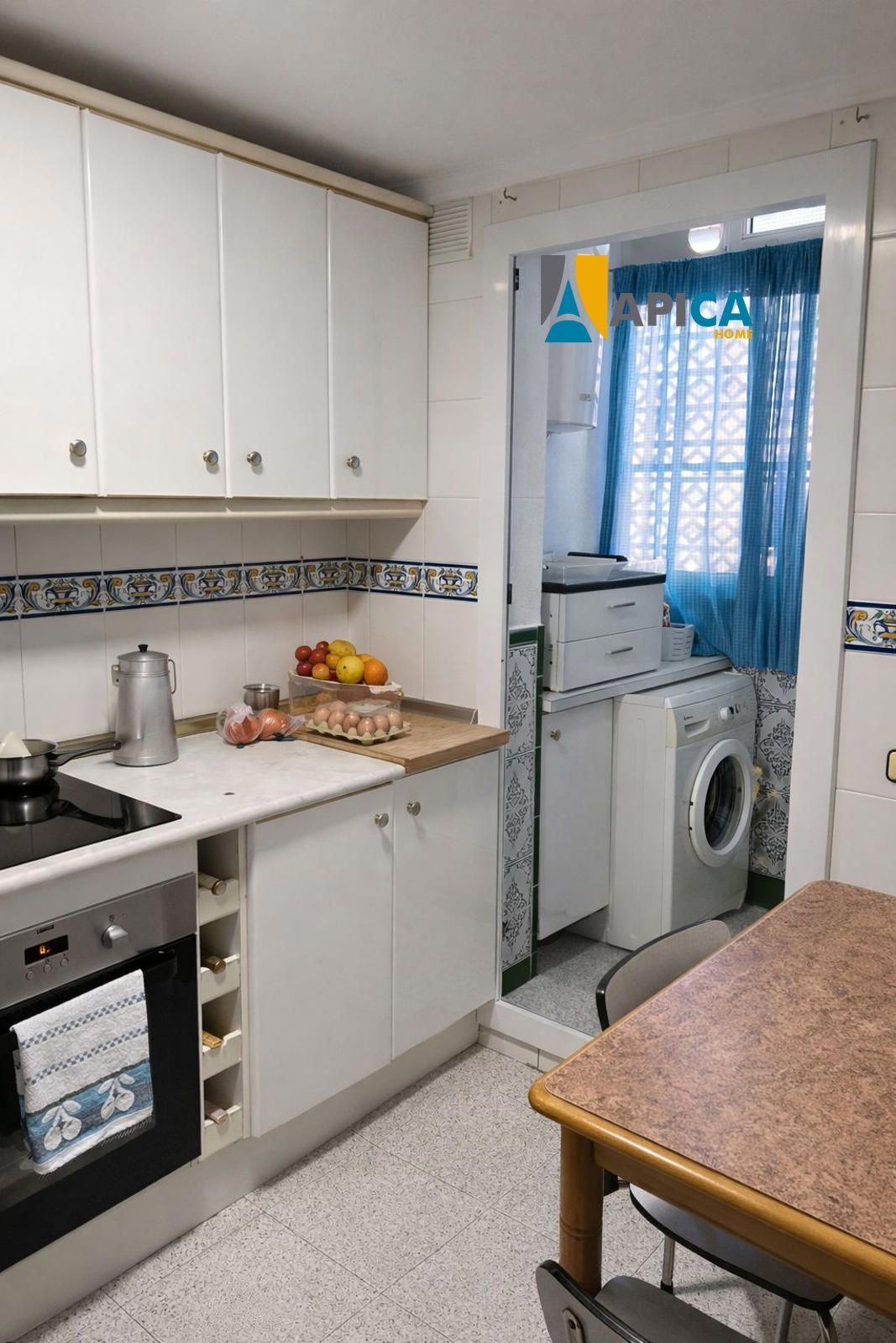 Kitchen of Flat for sale in La Línea de la Concepción  with Storage room