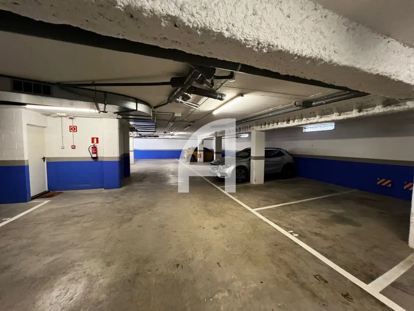 Parkplatz von Wohnung zur Miete in Sitges mit Klimaanlage, Heizung und Parkett