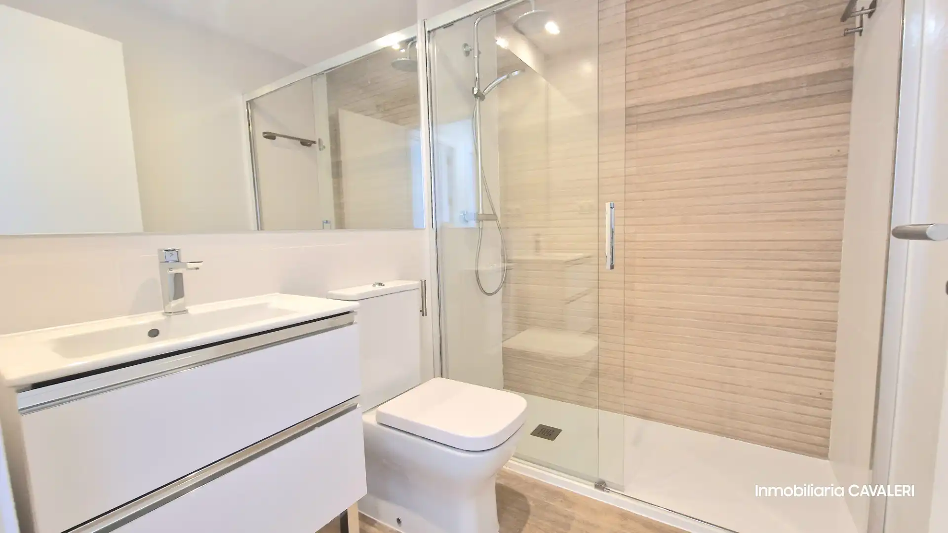 Flat with pool to rent in Calle Santa Ángela de la Cruz, imagen 14
