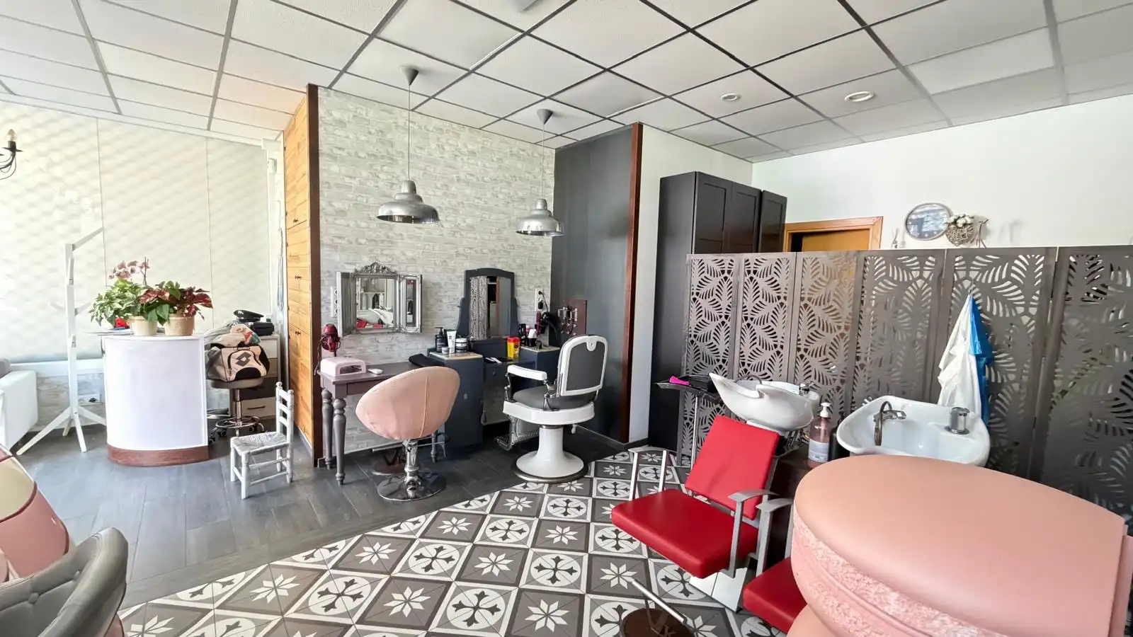 Local en venta en Cassà de la Selva con Aire acondicionado y Amueblado
