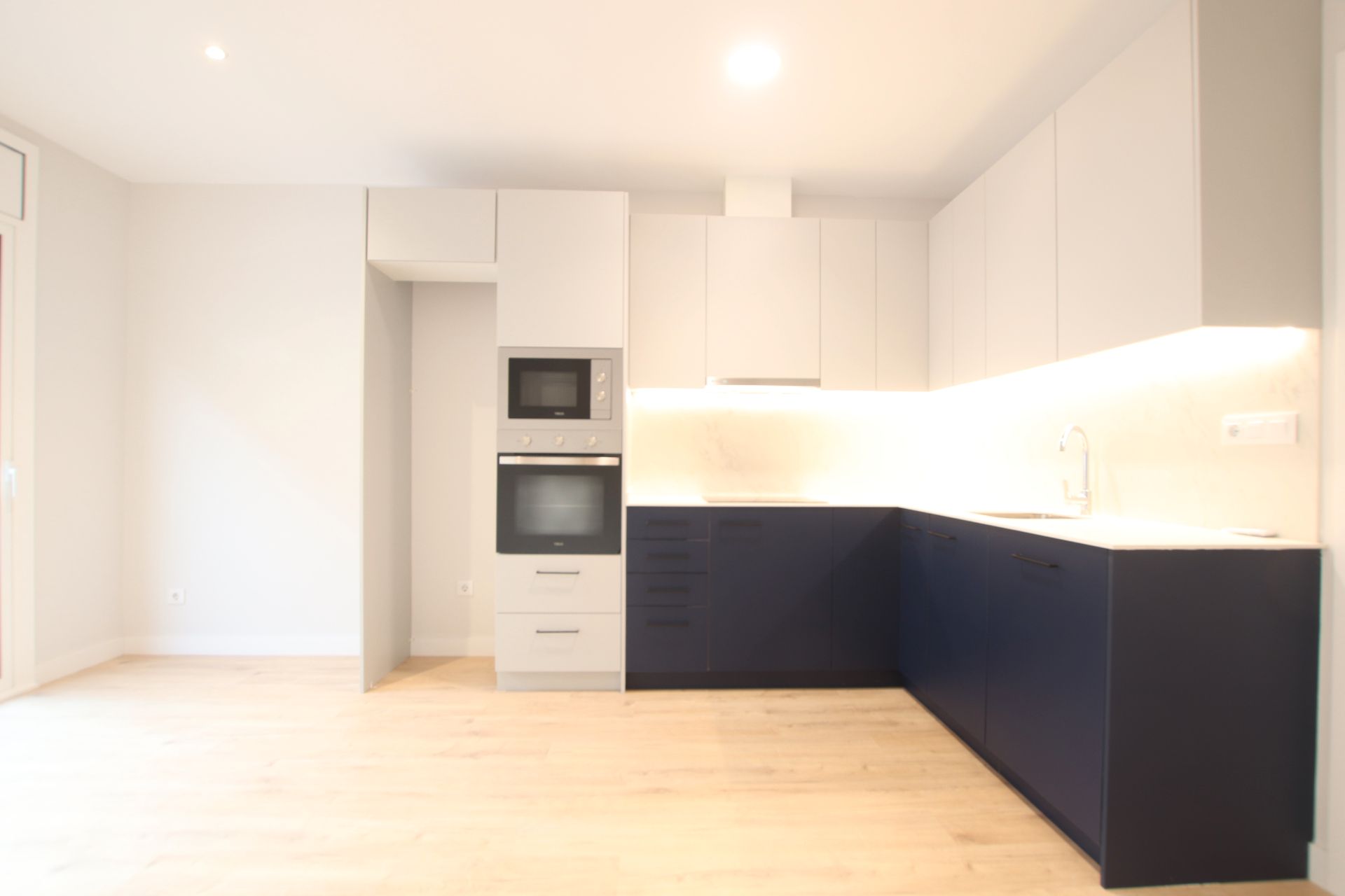 Cocina de Casa o chalet en venta en  Barcelona Capital con Aire acondicionado, Calefacción y Parquet