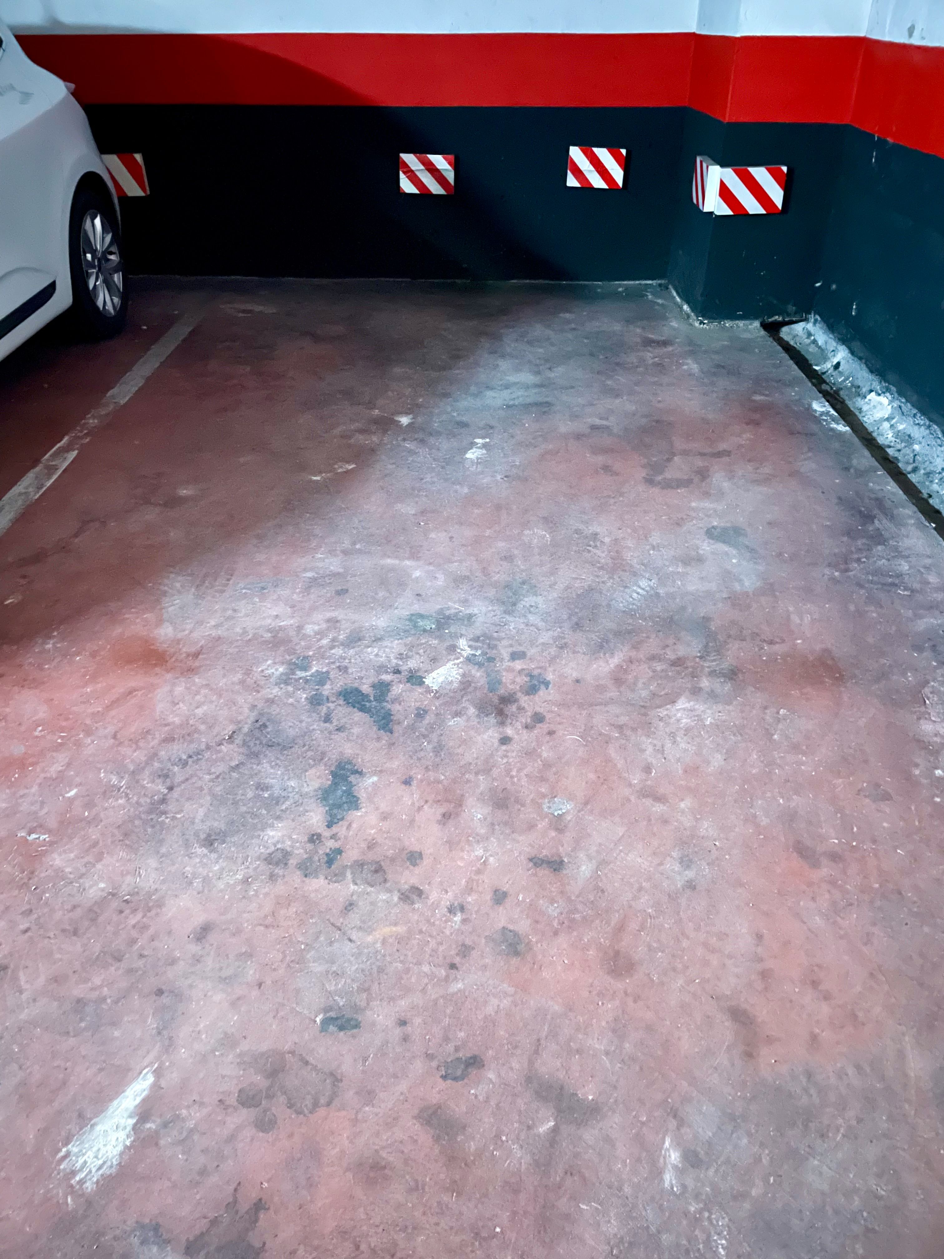 Garatge de lloguer en Burgos Capital