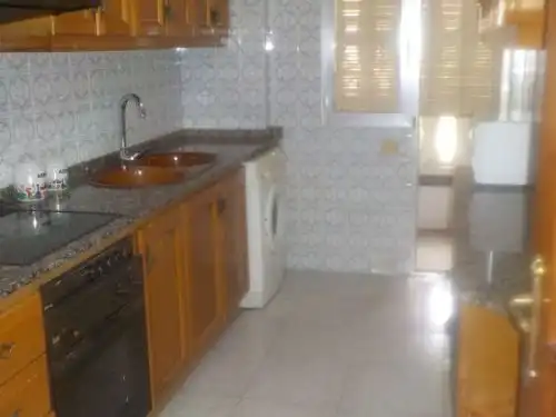 Kitchen of Flat for sale in Valencia  with Air Conditioner, Furnished and Oven