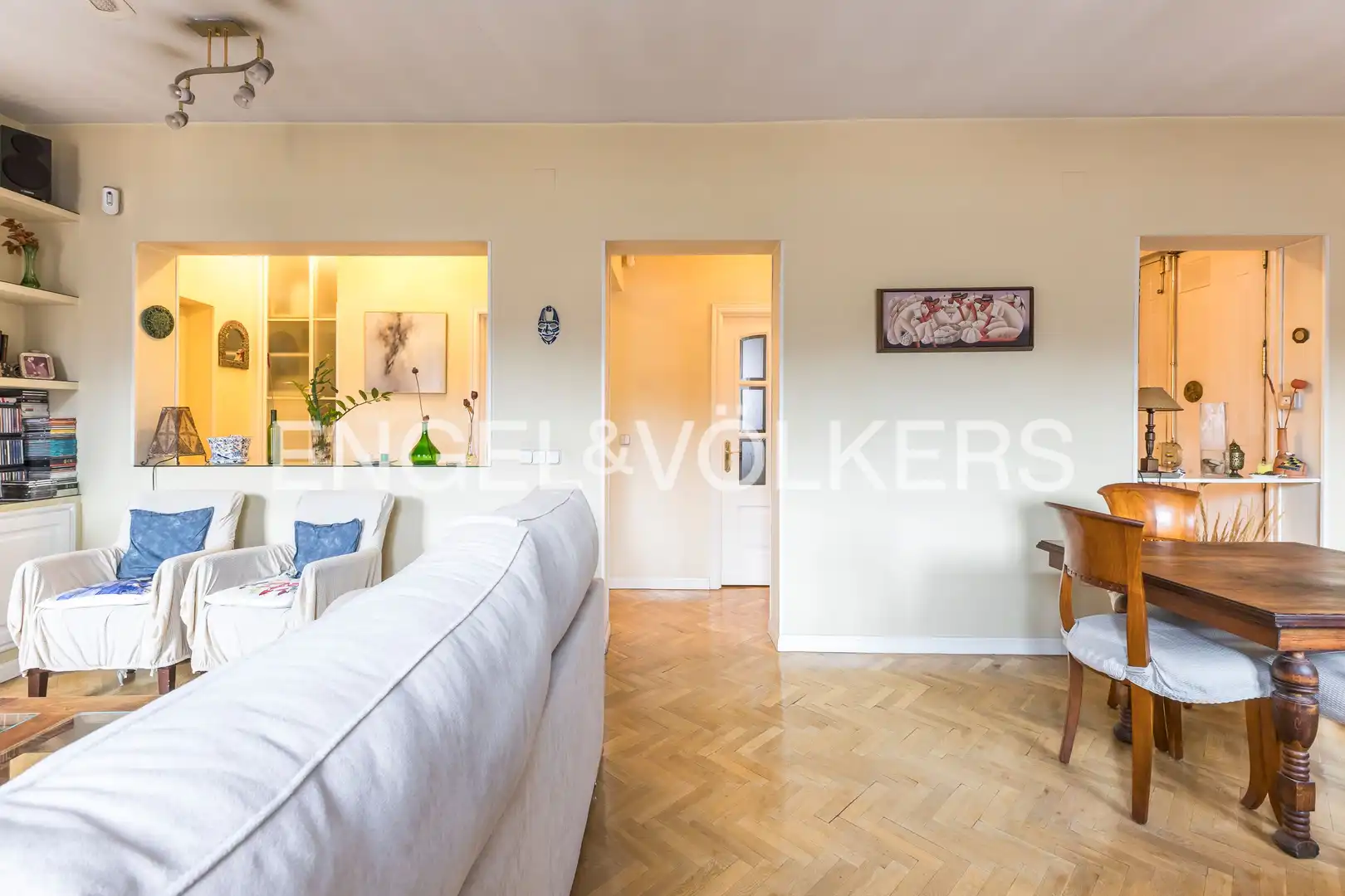 Vista exterior de Piso en venta en Madrid con Aire acondicionado, Calefacción y Parquet