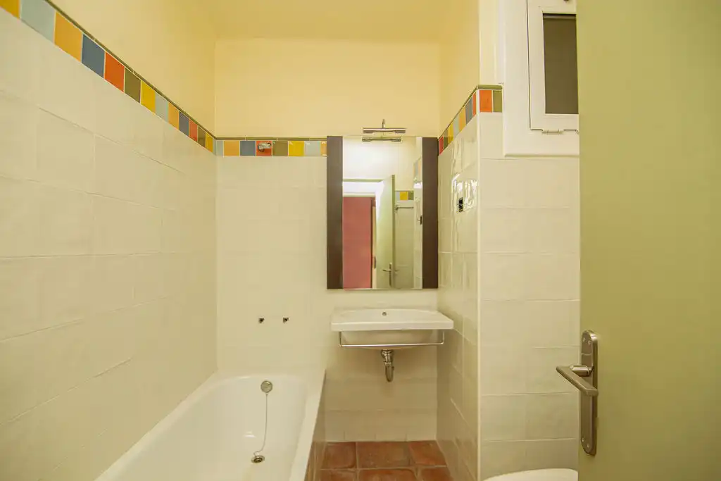 Hotel for sale in Passeig 14 d'Abril, imagen 9